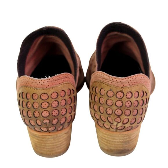 Rebels PERFORATED BROWN REAL LEATHER ROUND TOE LOW HEEL SLIP ON LOAFER SHOES 8M - Picture 6 of 10